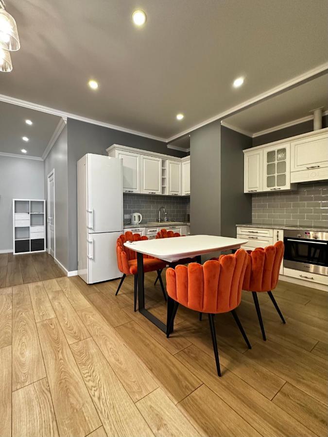 Gagarin Plaza Stylish Apartment Οδησσός Εξωτερικό φωτογραφία