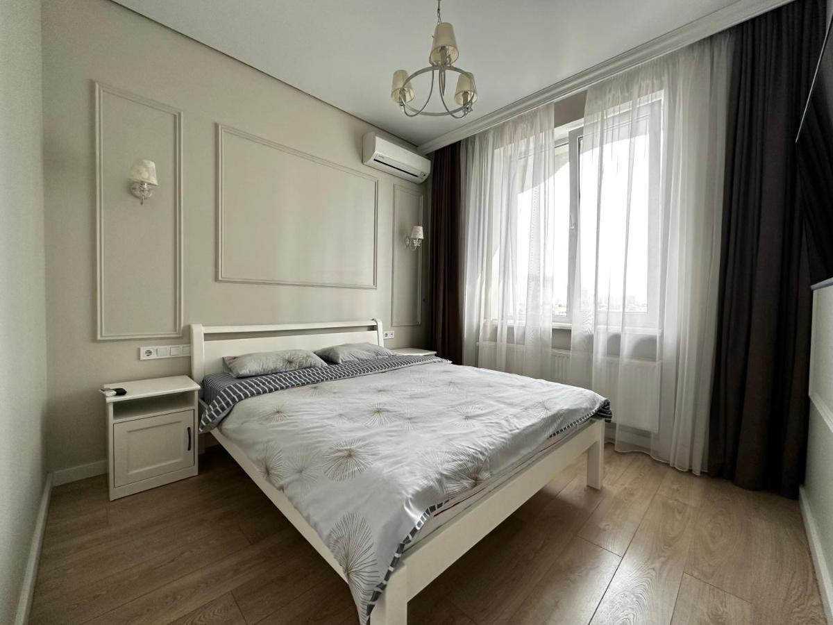 Gagarin Plaza Stylish Apartment Οδησσός Εξωτερικό φωτογραφία